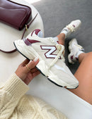Tênis feminino NB